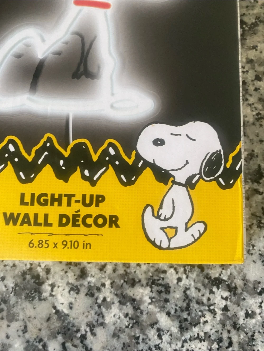 NWBOX Peanuts Snoopy Light-Up Wall Décor